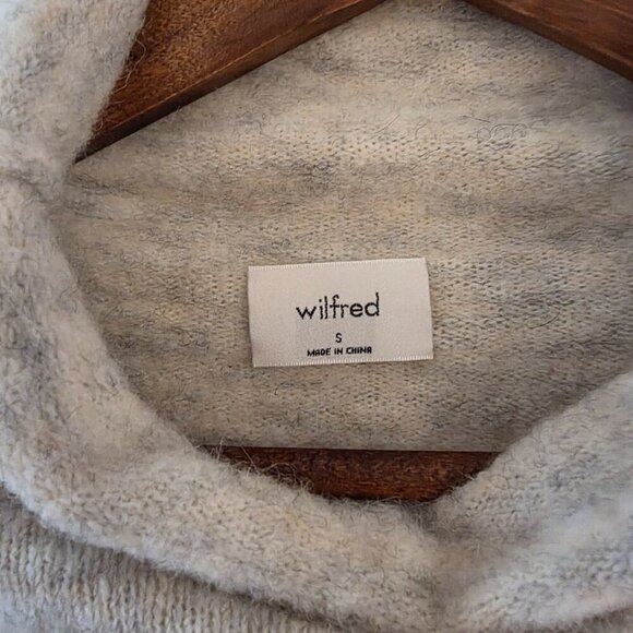 Sweater - Picture 4 of 6